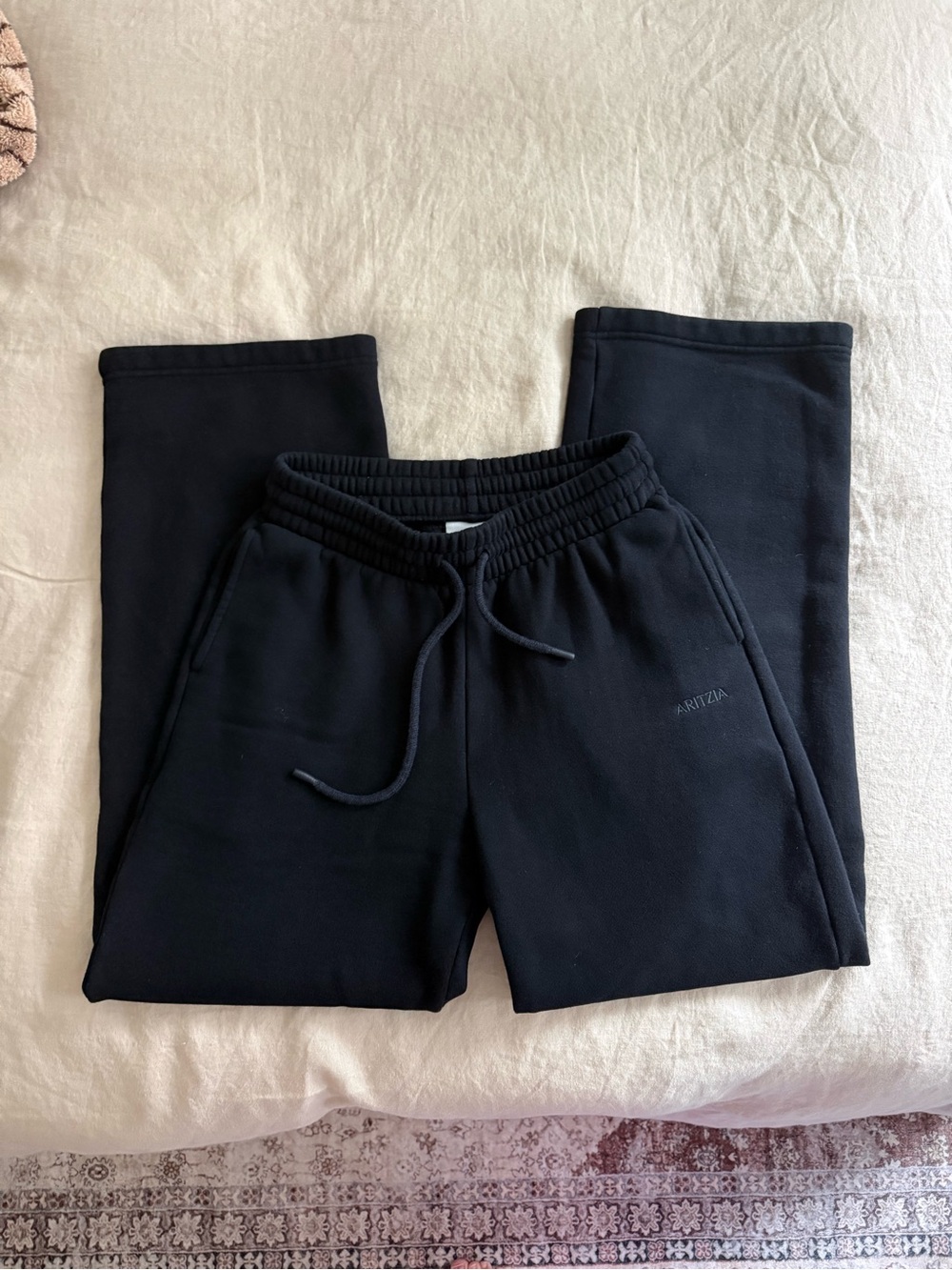 Aritzia Sweatpants Women’s